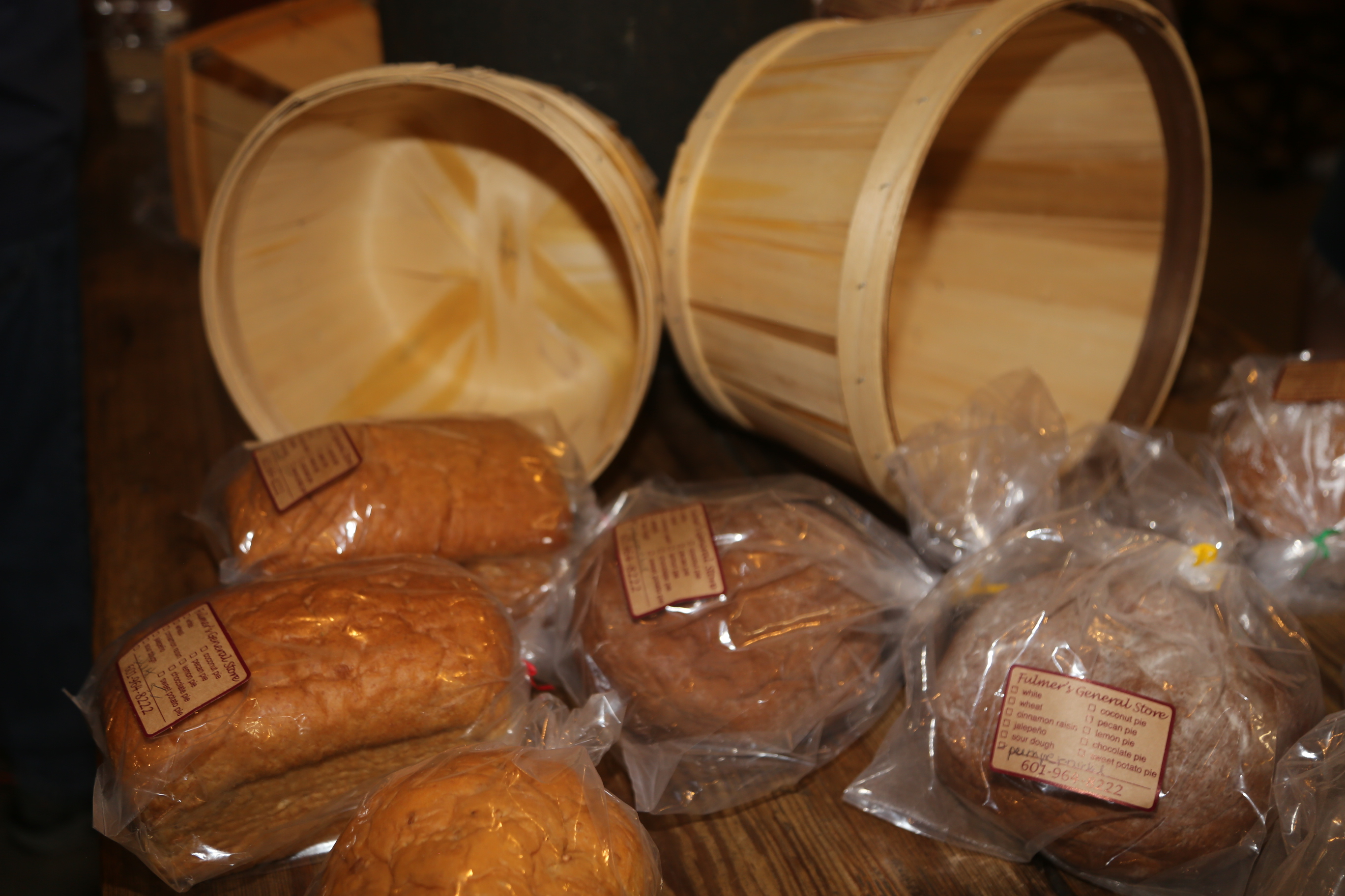 Fulmer's labeled bread loaves